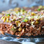 Kladdkaka med pistagenötter - Baka Sockerfritt