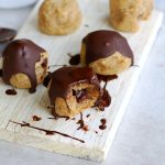 Chokladtäckta jordnötssnacks - Baka Sockerfritt