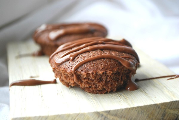 Cacao brownie muffin - Baka Sockerfritt