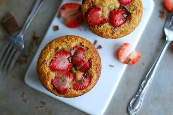 Sommarmuffins med mjölkchokladgömma - Baka Sockerfritt