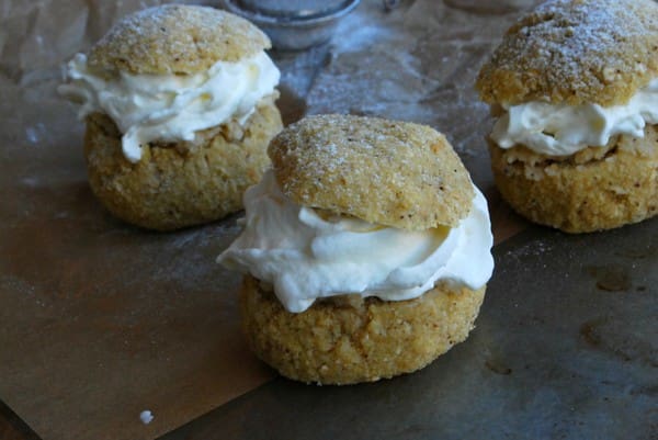 Hälsosamma Semlor - utan tillsatt socker och gluten - Baka Sockerfritt