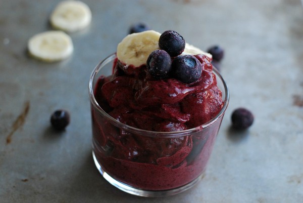 Blueberry nice cream - Baka Sockerfritt