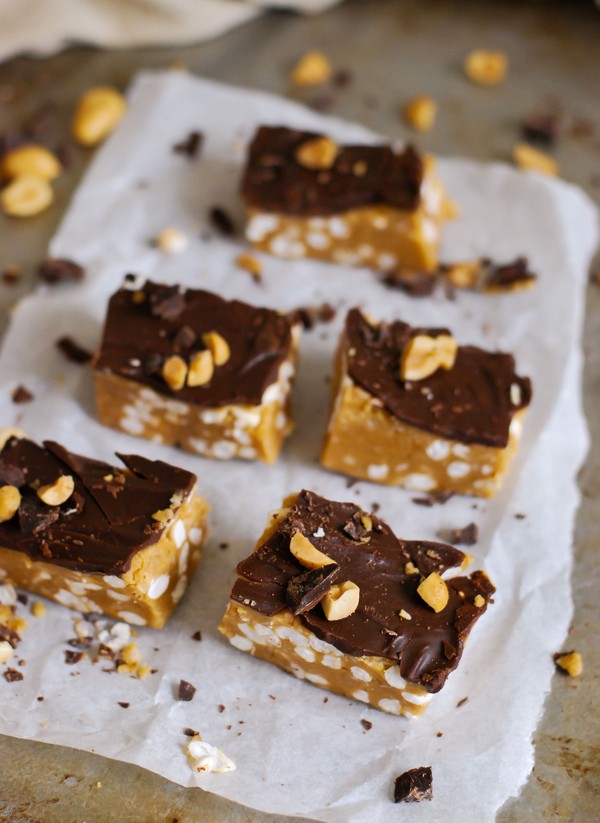 Snickersrutor med puffat ris - Baka Sockerfritt