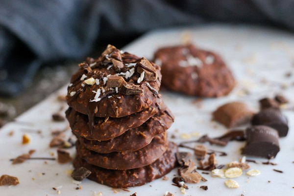 Choklad- och jordnötssmörskakor, no bake - Baka Sockerfritt