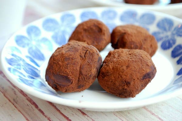 Veganska tryfflar - 2 ingredienser - Baka Sockerfritt