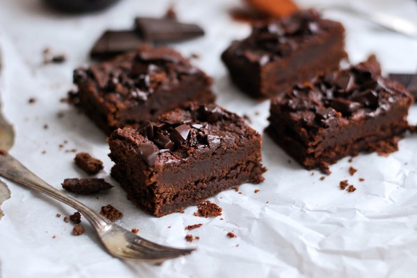 Vegansk espressobrownie - Baka Sockerfritt