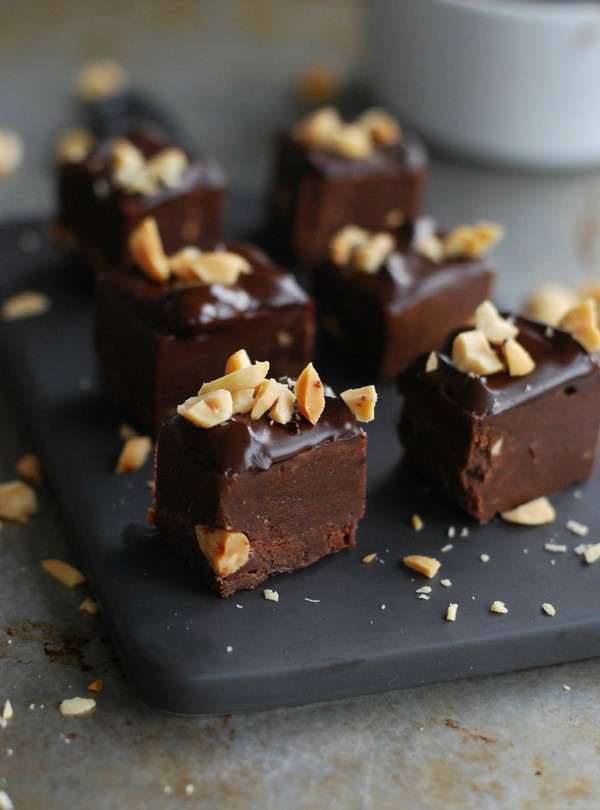 Chokladfudge med nötsmör - Baka Sockerfritt