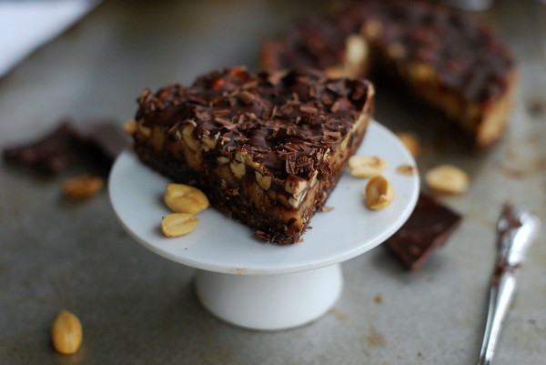 Jordnötstårta med choklad - Baka Sockerfritt