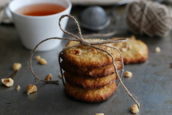 Fina hasselnötskakor - Baka Sockerfritt