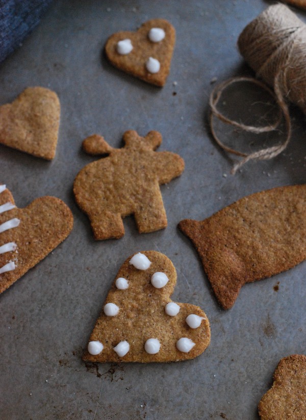 Pepparkakor utan gluten och tillsatt socker - Baka Sockerfritt