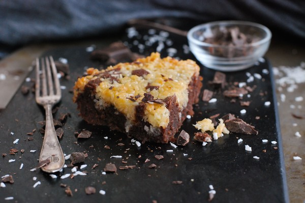 Ryttarkaka - kladdkaka med tosca! - Baka Sockerfritt