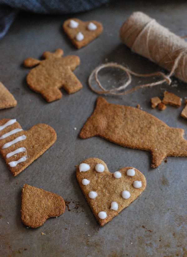 Pepparkakor utan gluten och tillsatt socker - Baka Sockerfritt