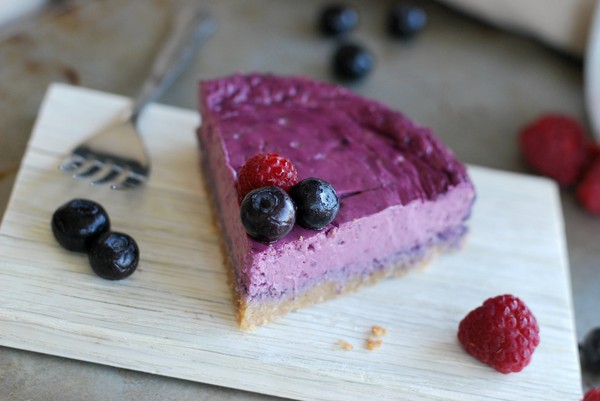 Fräsch cheesecake med bär - Baka Sockerfritt