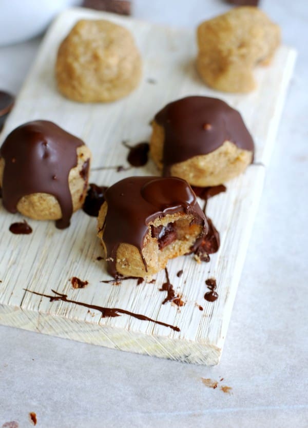 Chokladtäckta jordnötssnacks! - Baka Sockerfritt