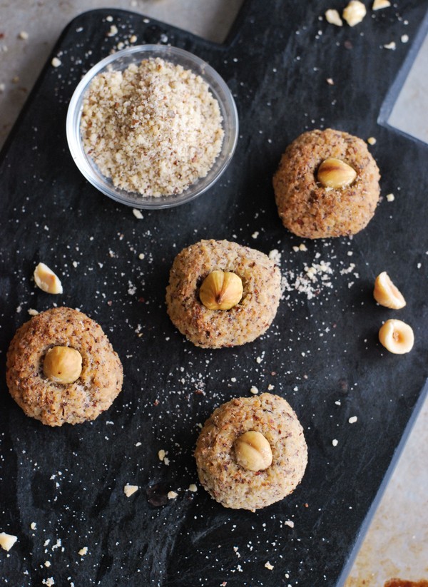 Hasselnötskakor, utan tillsatt socker - Baka Sockerfritt
