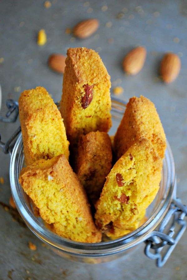 Saffransbiscotti - glutenfria och utan tillsatt socker - Baka Sockerfritt