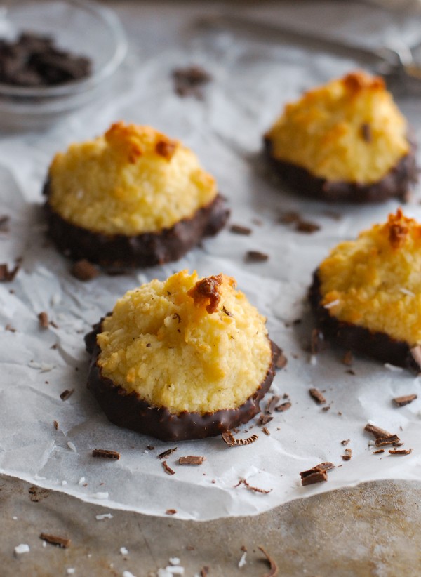 Chokladdoppade Kokostoppar - Baka Sockerfritt