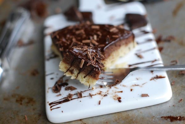 Glutenfri mazarinkladdkaka - Baka Sockerfritt