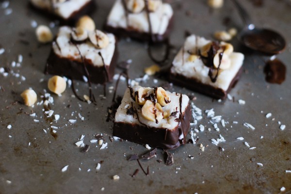 Veganska chokladdoppade bountygodis - Baka Sockerfritt