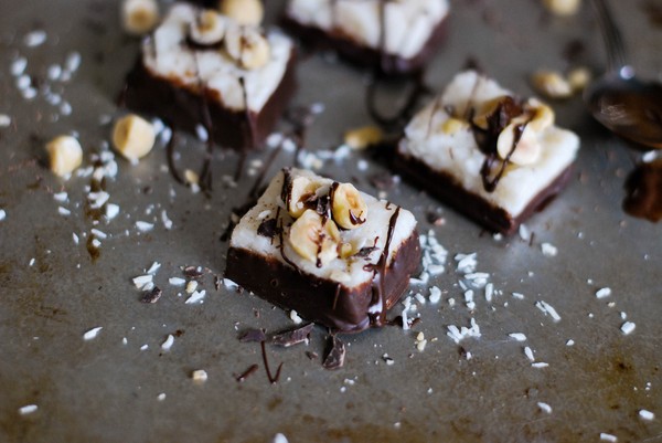 Veganska chokladdoppade bountygodis - Baka Sockerfritt