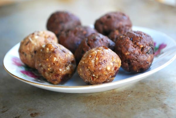 Nöt- och fruktbollar med fikon - Baka Sockerfritt