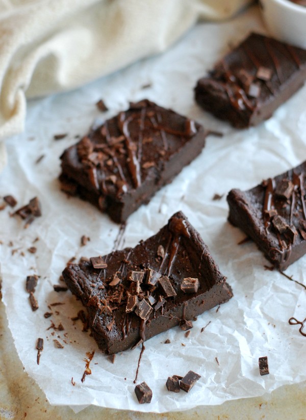 Glutenfri brownie utan tillsatt socker - Baka Sockerfritt