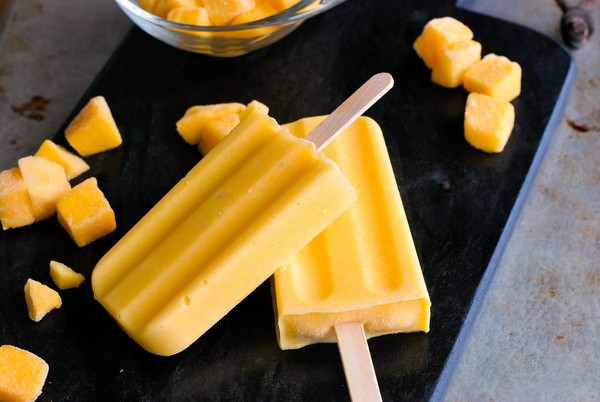 Glasspinnar med mango, utan tillsatt socker - Baka Sockerfritt
