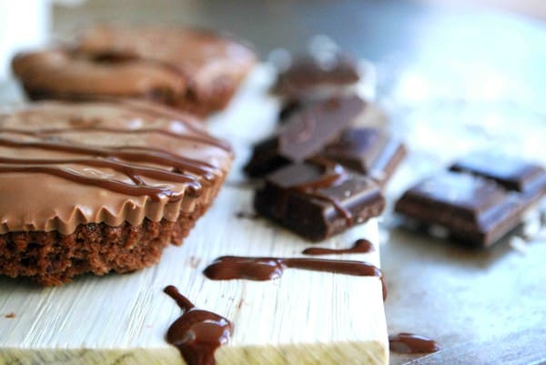 Chokladmuffins med jordnötgömma - Baka Sockerfritt