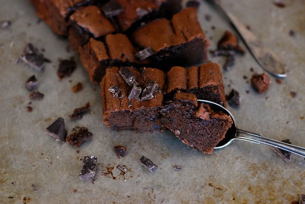 Double chocolate brownie cake - igen! - Baka Sockerfritt