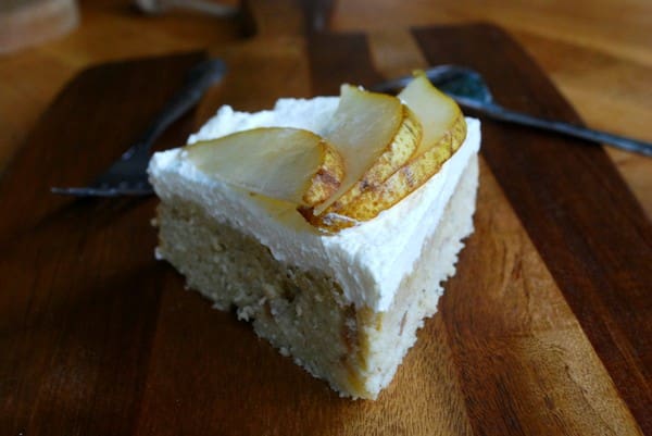 Päronkaka med kardemumma - Baka Sockerfritt