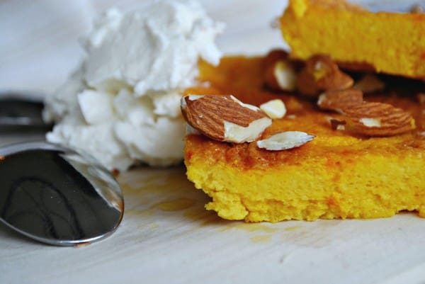 Julig Ostkaka med Saffran - Baka Sockerfritt Julig Ostkaka med Saffran - Baka Sockerfritt