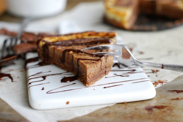 Chocolate swirl cheesecake, utan tillsatt socker - Baka Sockerfritt Chocolate swirl cheesecake, utan tillsatt socker - Baka Sockerfritt