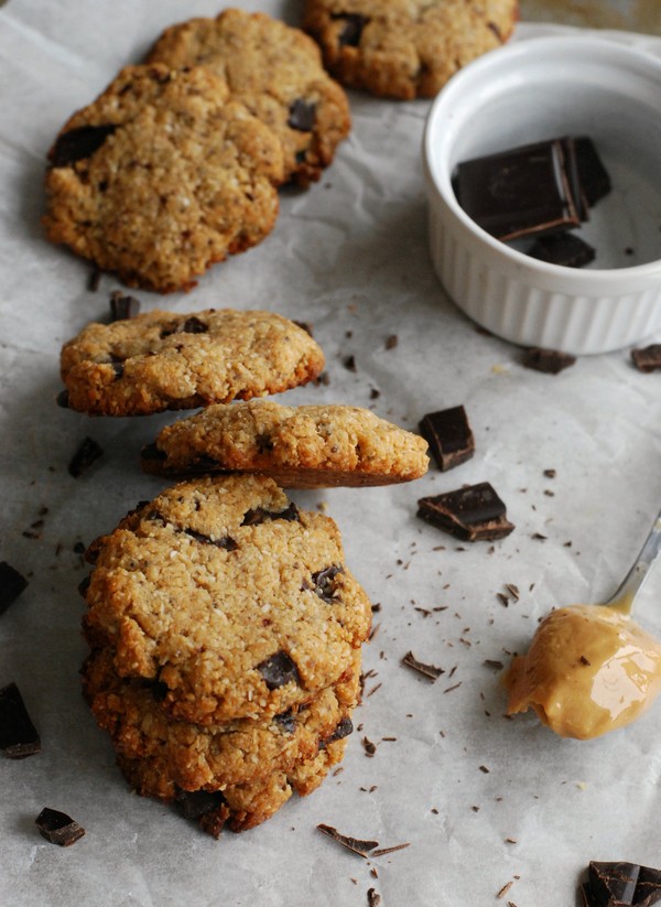 Peanut butter coconut cookies - Baka Sockerfritt