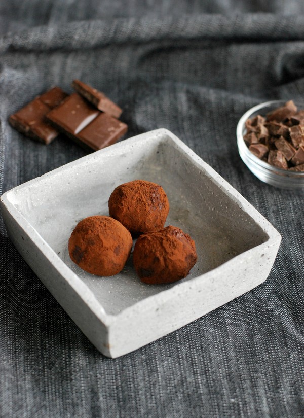 Mumsiga chokladtryfflar (utan tillsatt socker) - Baka Sockerfritt