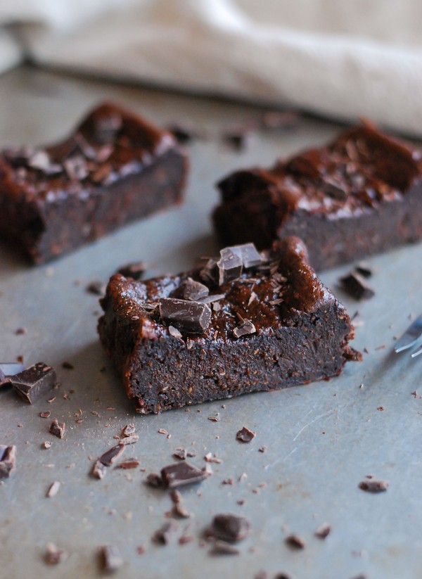 Chocolate chip vegan brownie - Baka Sockerfritt