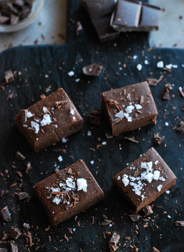 Kaffefudge (vegansk) utan tillsatt socker - Baka Sockerfritt