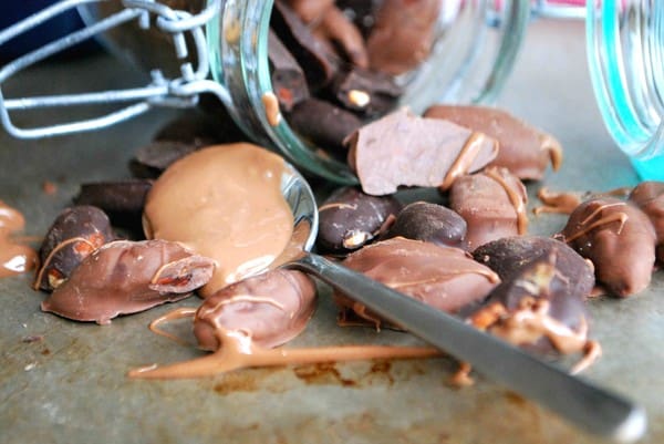 Chokladdoppade salta mandlar - Baka Sockerfritt