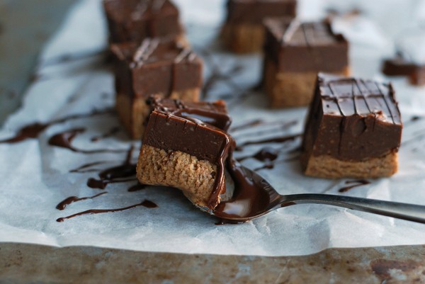 Mandel- och chokladrutor - Baka Sockerfritt
