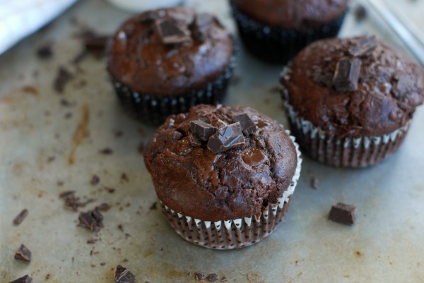 Chocolate peanut butter muffins - Baka Sockerfritt