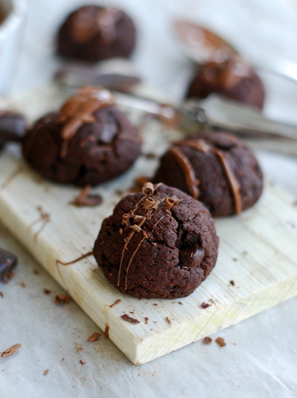 Double chocolate cookies - Baka Sockerfritt