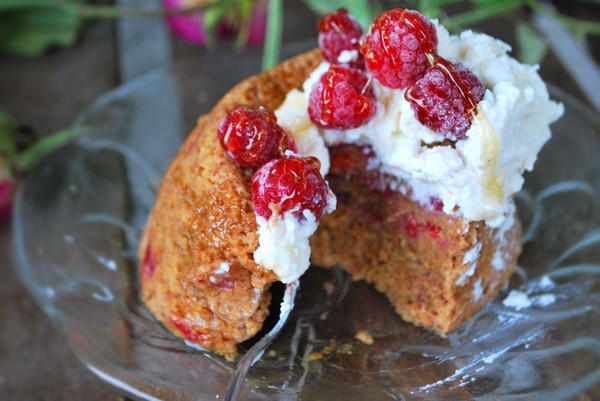 Bananmugcake med nypon - Baka Sockerfritt