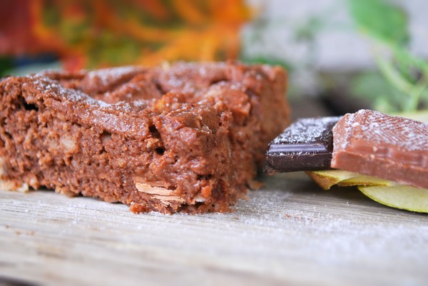 Kladdkaka med päron - Baka Sockerfritt
