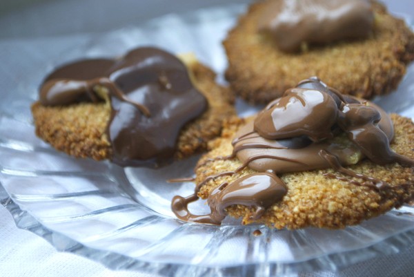 Lyxiga jordnötskakor med choklad - Baka Sockerfritt