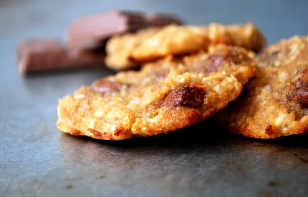 Småkakor med banan och jordnöt - Baka Sockerfritt