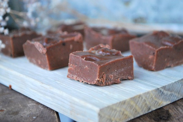 Fudge med chokladsmak - Baka Sockerfritt