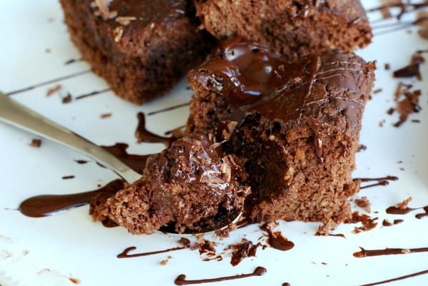 Chickpea brownie cake - Baka Sockerfritt