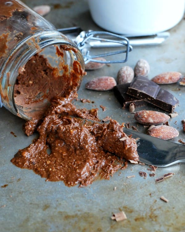 Mandelsmör med choklad - Baka Sockerfritt