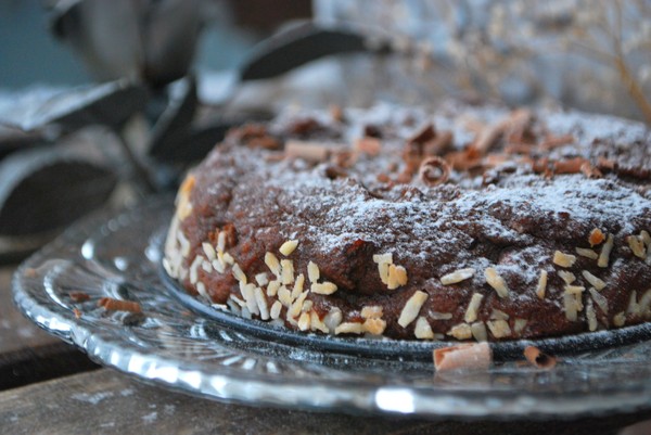 Sweet potato chocolate cake - Baka Sockerfritt