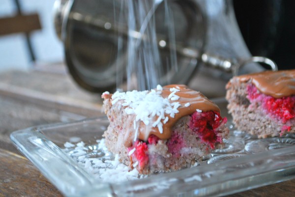 Mazarin- och banankaka med bönor - Baka Sockerfritt