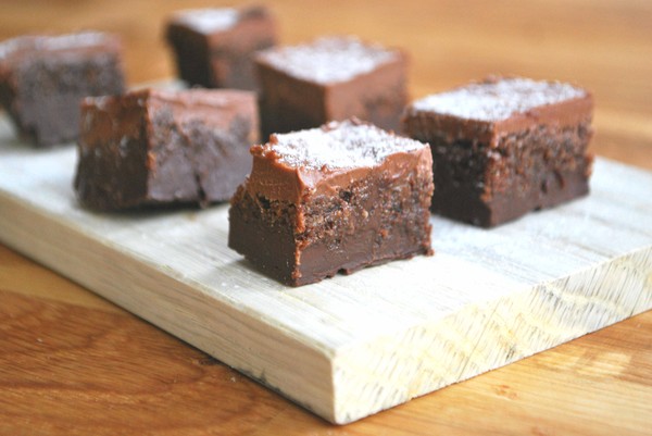 Mumsiga chokladbitar med nötsmör - Baka Sockerfritt